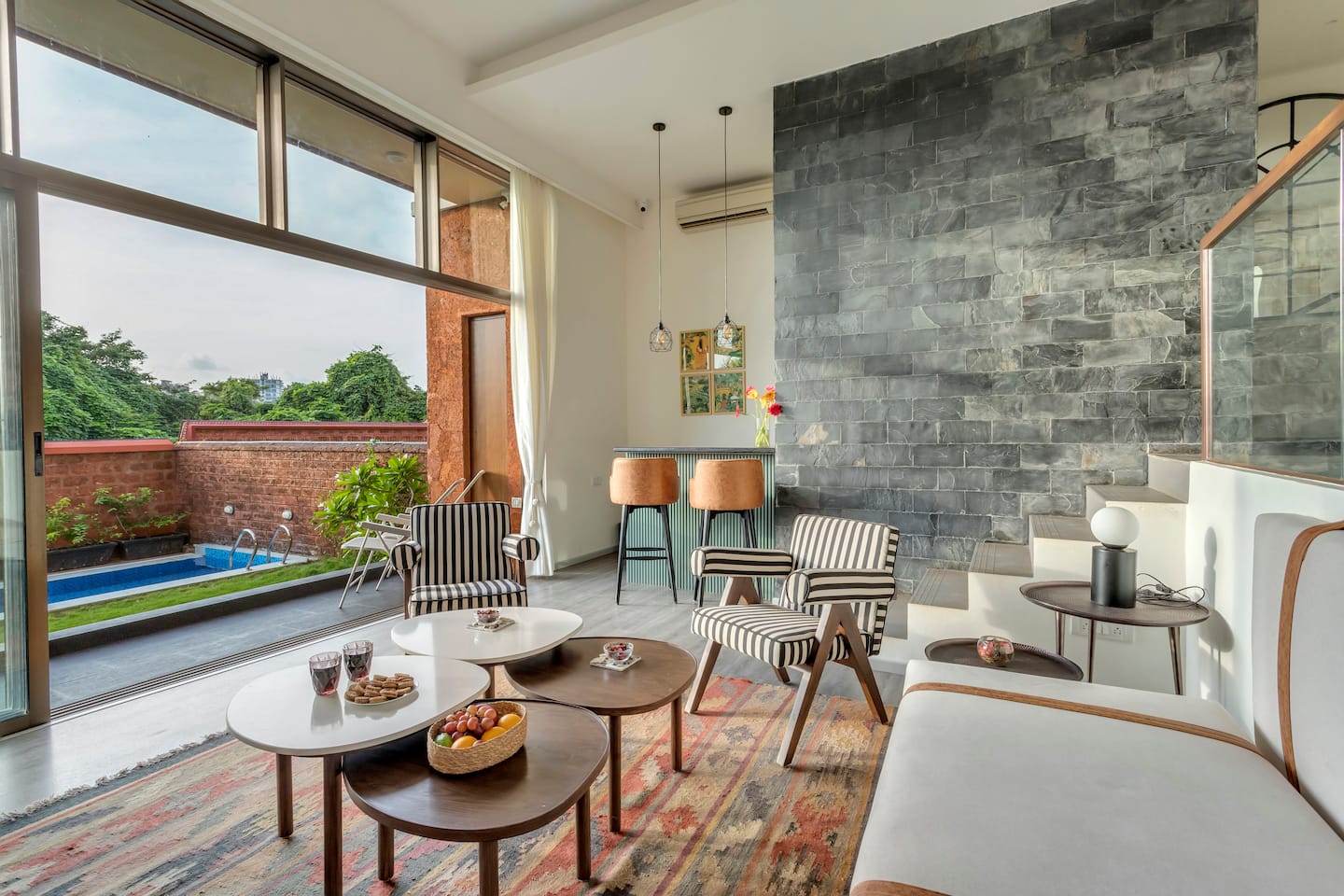 Alto Betim Villa, 4BHK Pool Villa across the Mandovi from Panjim in Alto Betim
