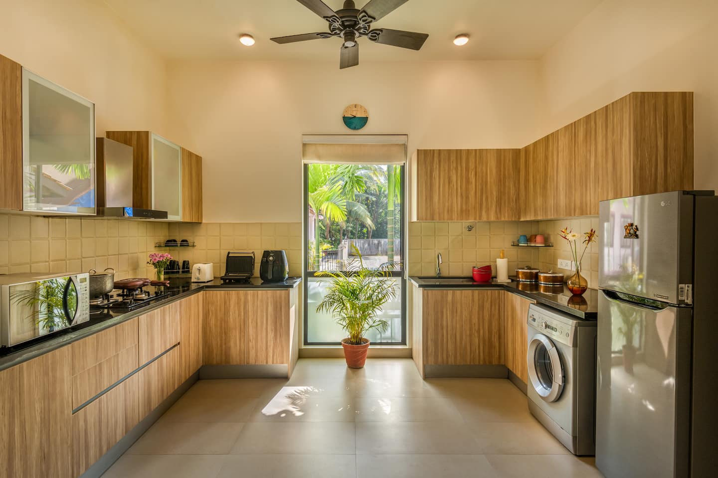 Candolim Beach Villa, photo 8