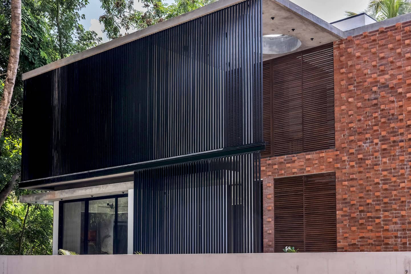 Casa Caleb, architect-Designed 3BHK Pool Villa in Benaulim