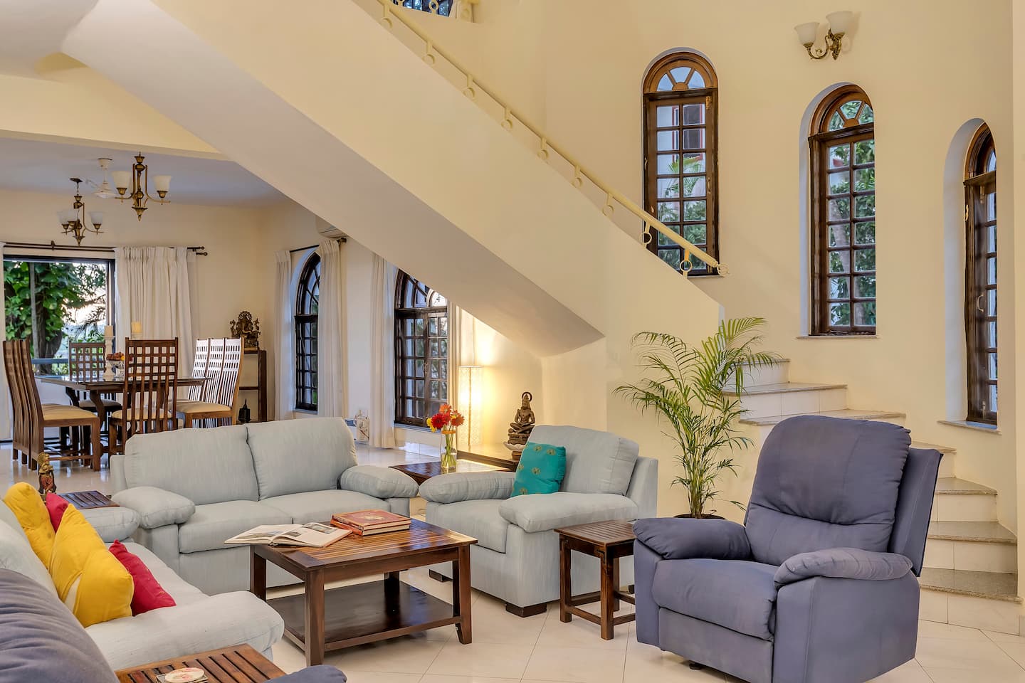 Nerul Fields Villa, 4BHK Pool Villa with Yoga Hut and Field Views in Nerul